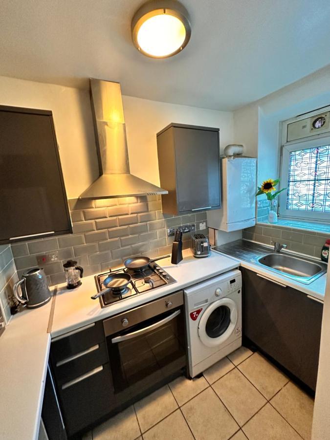 Perfect Family Home Next To London Bridge Екстериор снимка